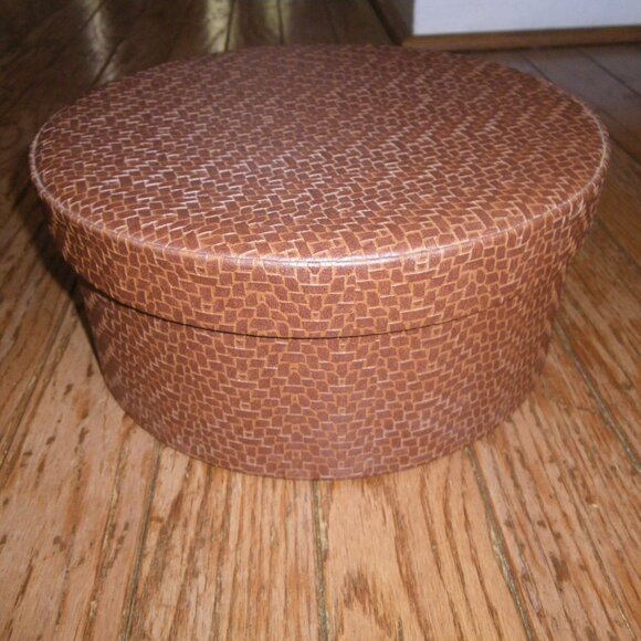 Exotic Faux Animal Hide Large Round Decorative Storage Container Home Decor - Picture 2 of 4